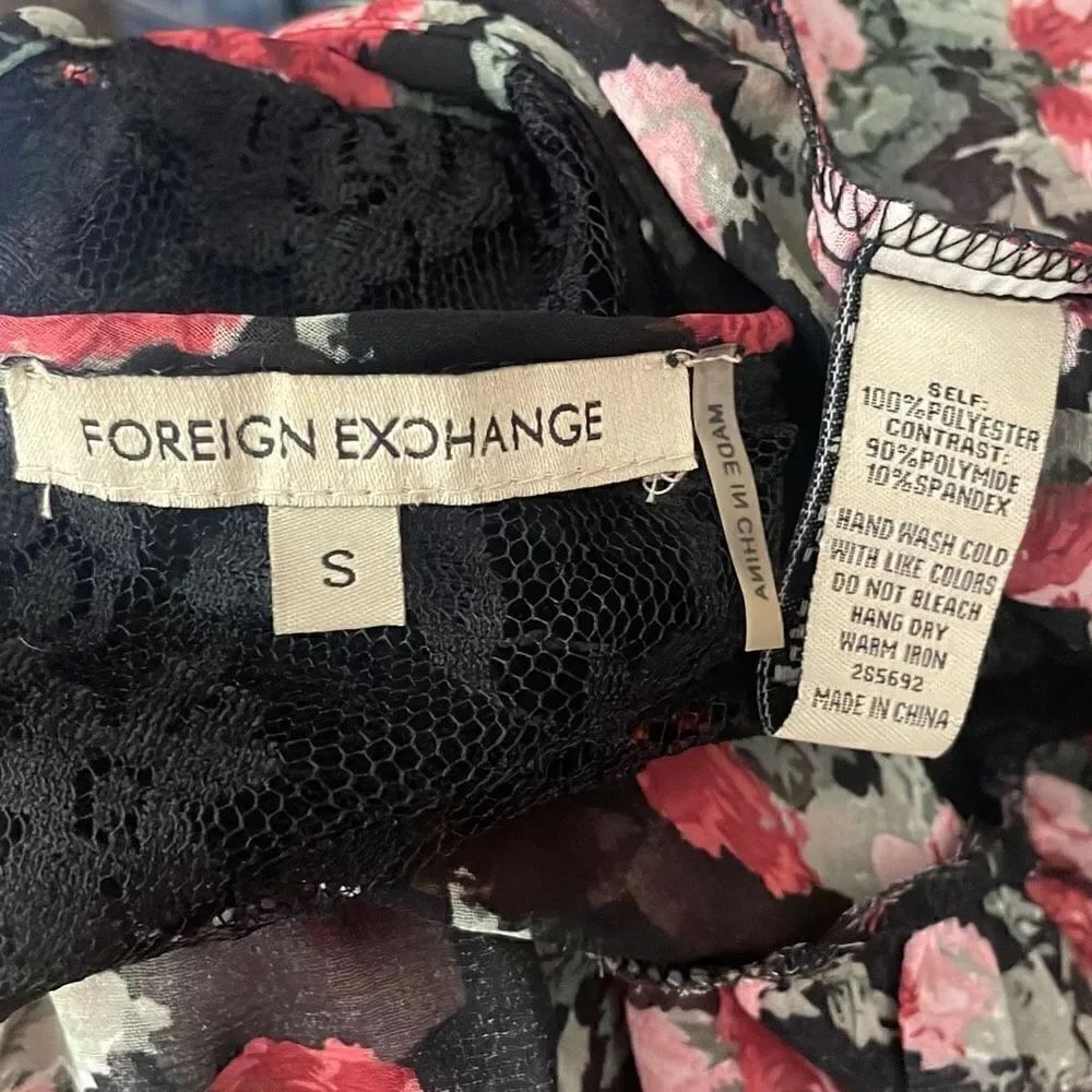 Foreign Exchange Long Sheer Rose Print Lace Back Open Front Maxi Vest Duster sz - Picture 2 of 10